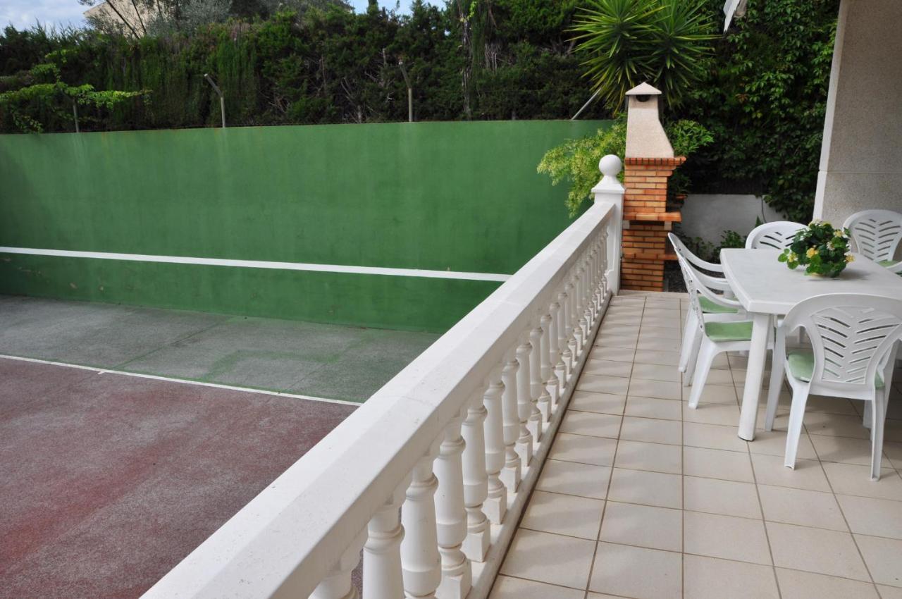 Tenis Roda De Bara Exteriér fotografie