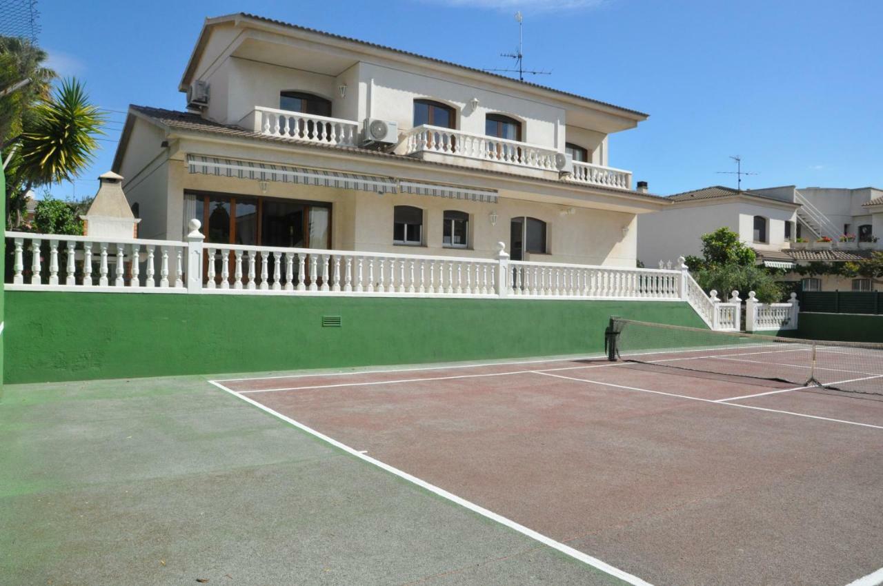 Tenis Roda De Bara Exteriér fotografie